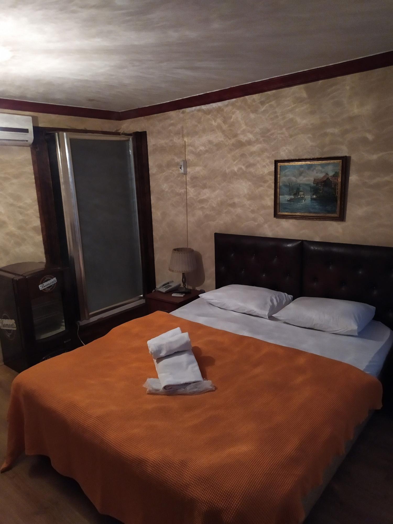 Istanbul Irish Hotel Buitenkant foto
