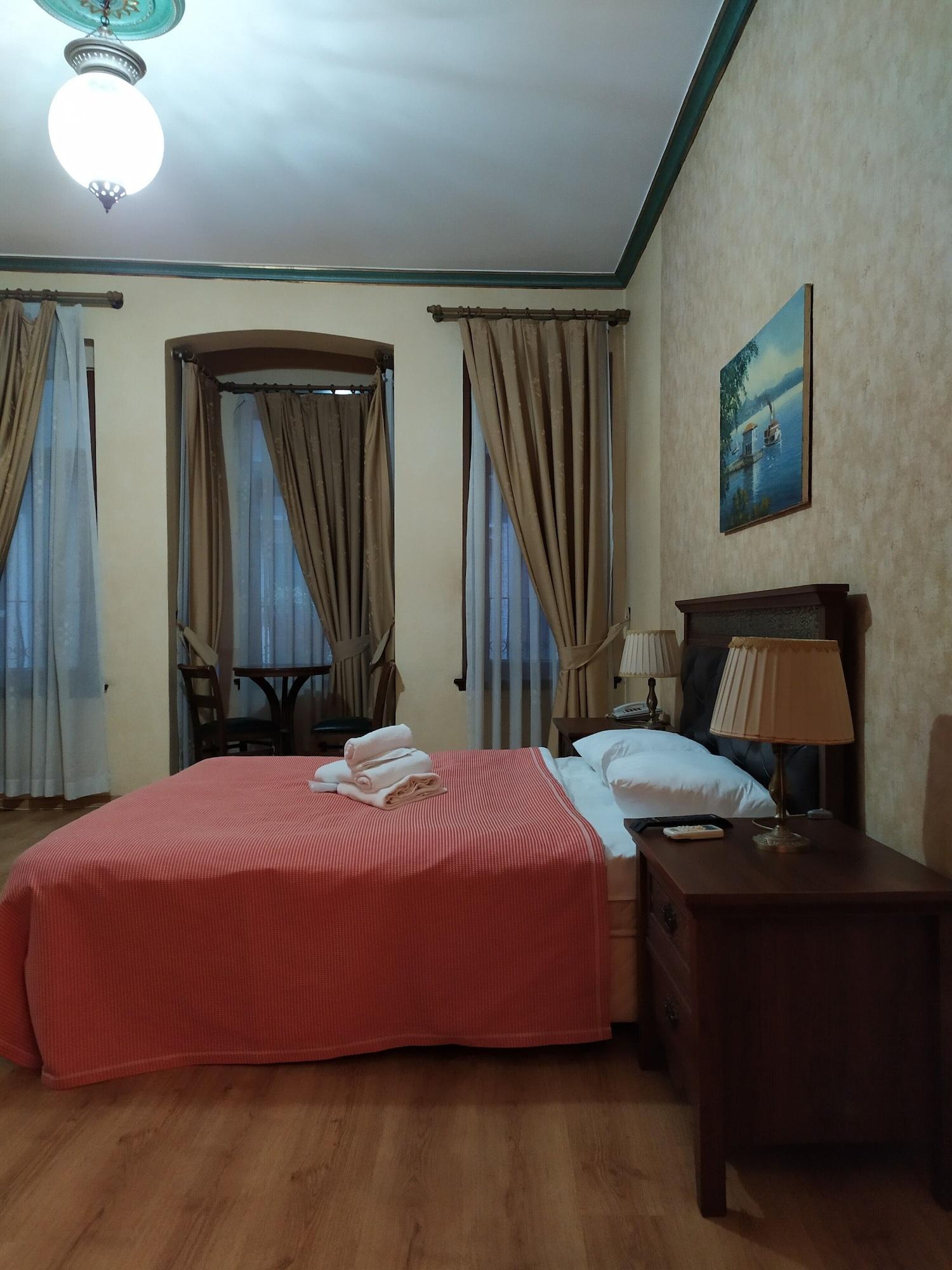 Istanbul Irish Hotel Buitenkant foto