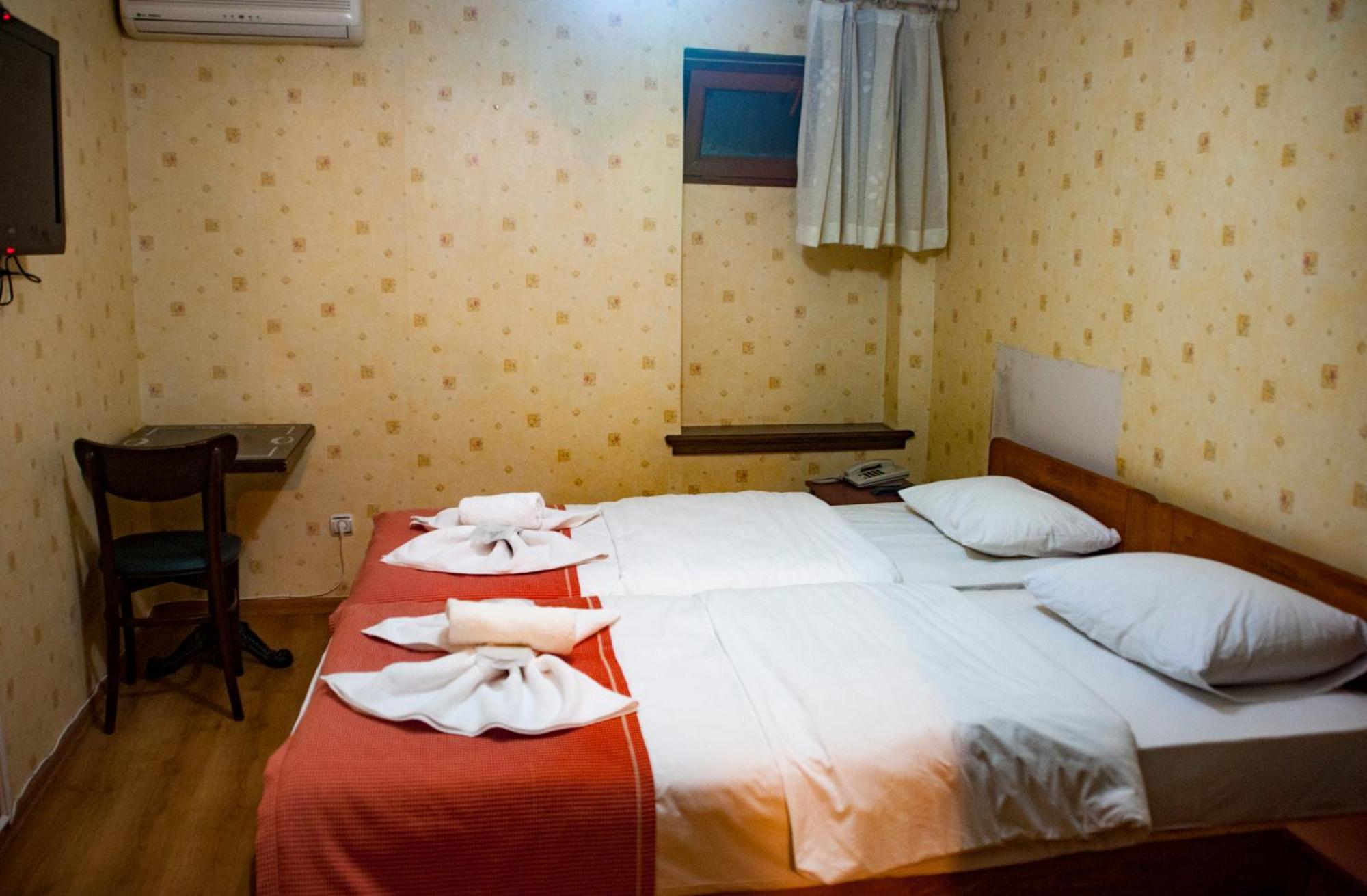 Istanbul Irish Hotel Buitenkant foto