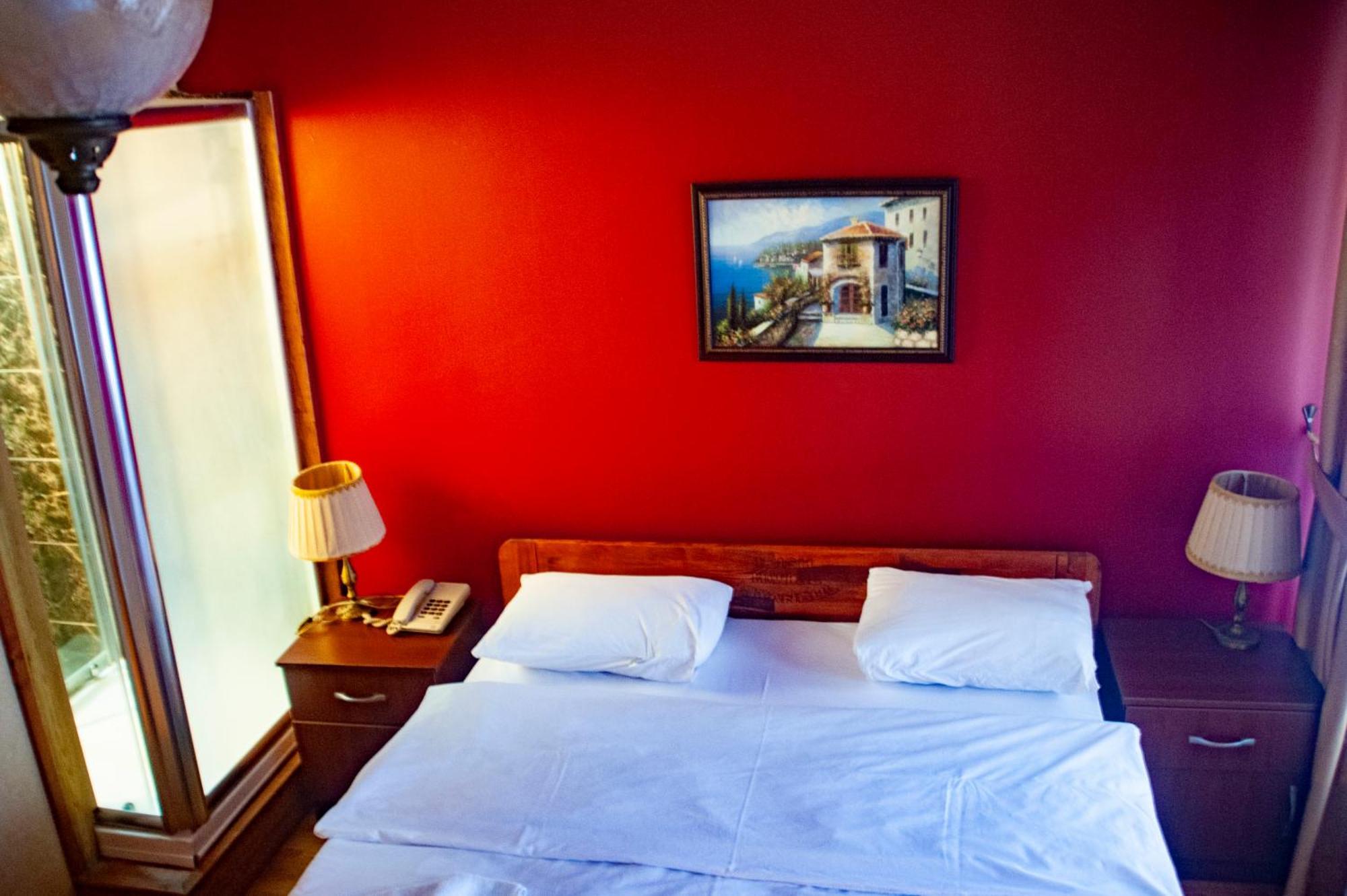 Istanbul Irish Hotel Buitenkant foto