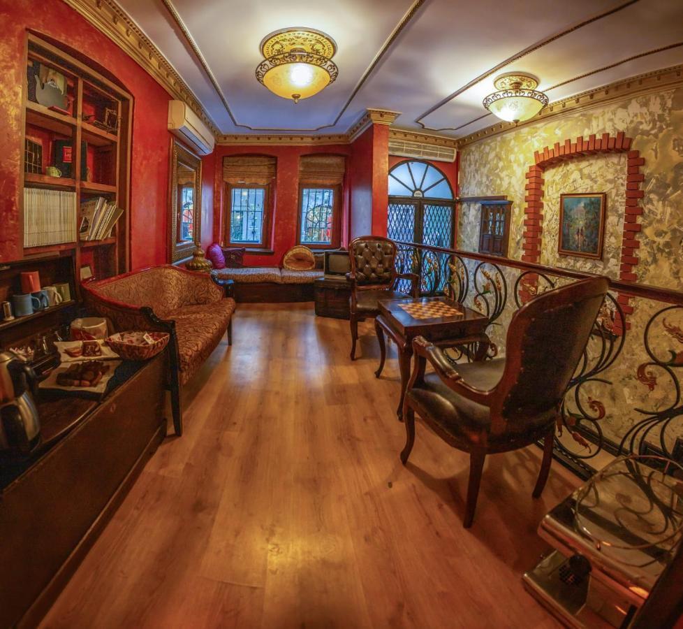 Istanbul Irish Hotel Buitenkant foto