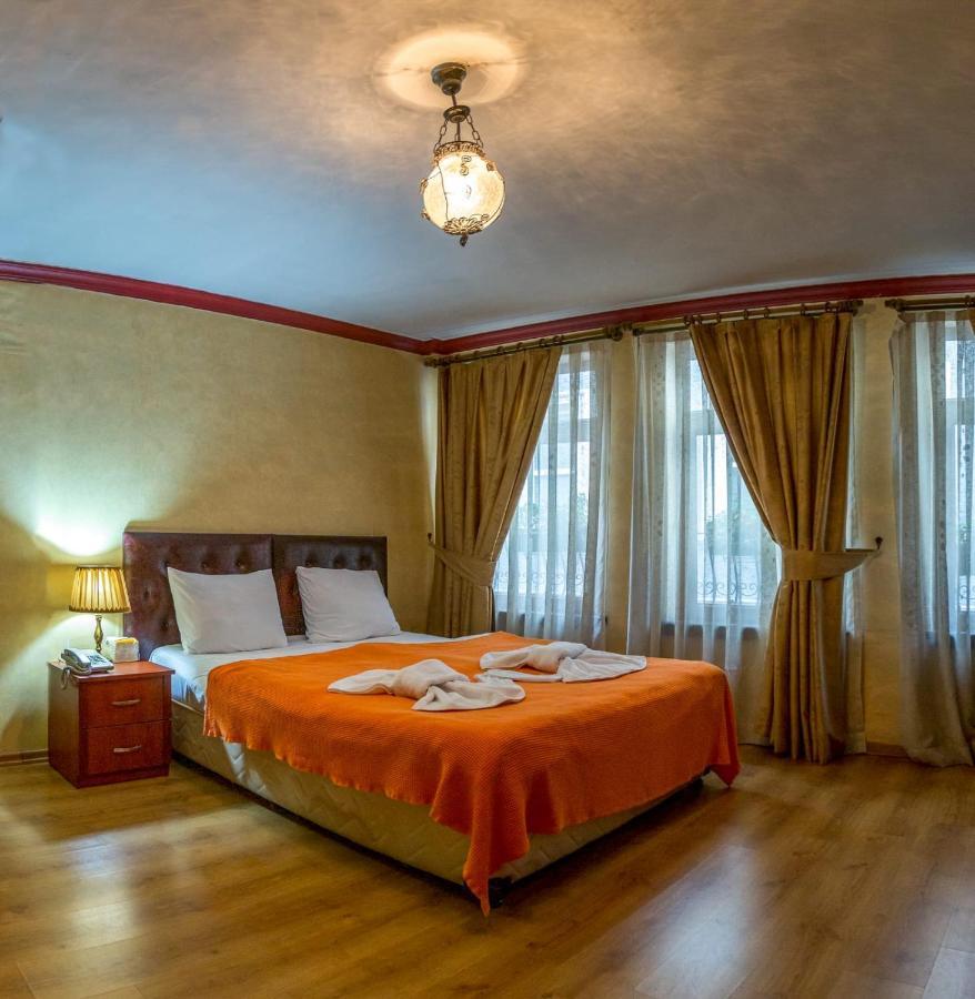 Istanbul Irish Hotel Buitenkant foto